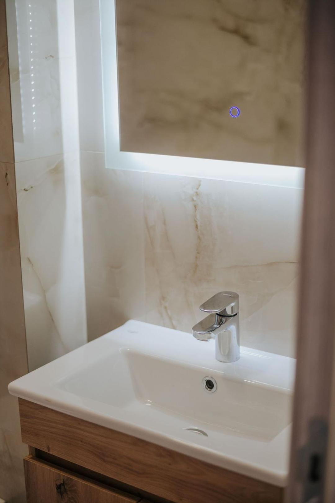 Olive Garden Apartment バール 部屋 写真